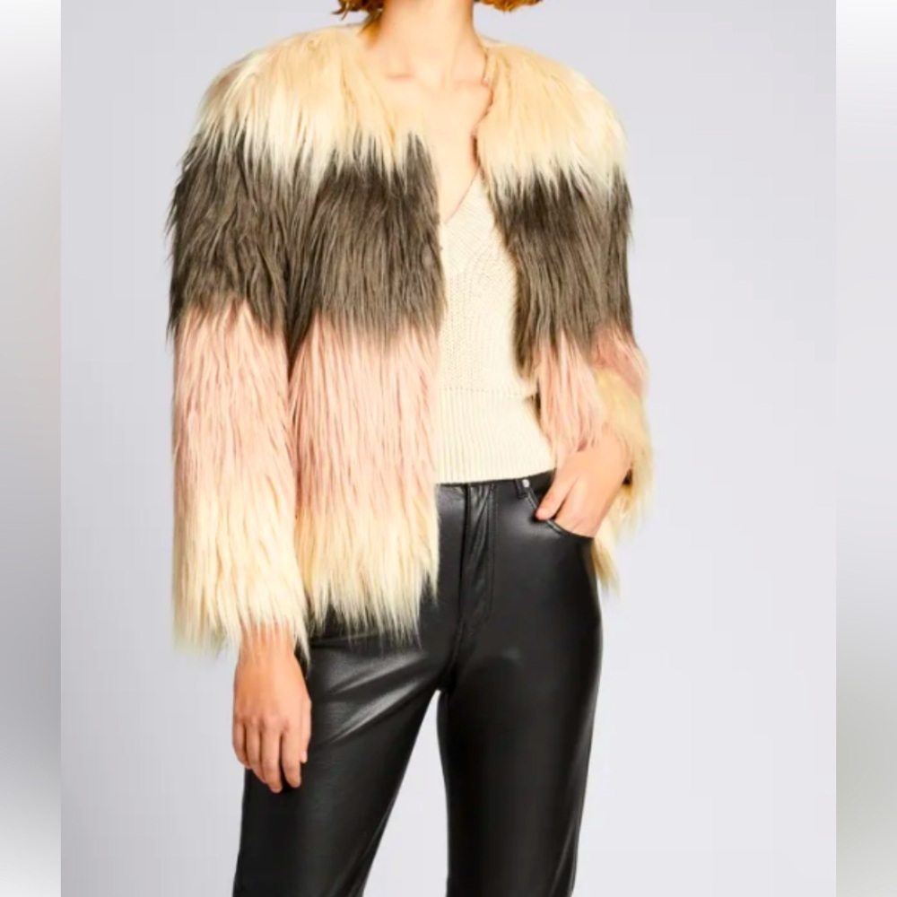 NEW Pia Rossini Faux Fur Callaghan Jacket Size M​
